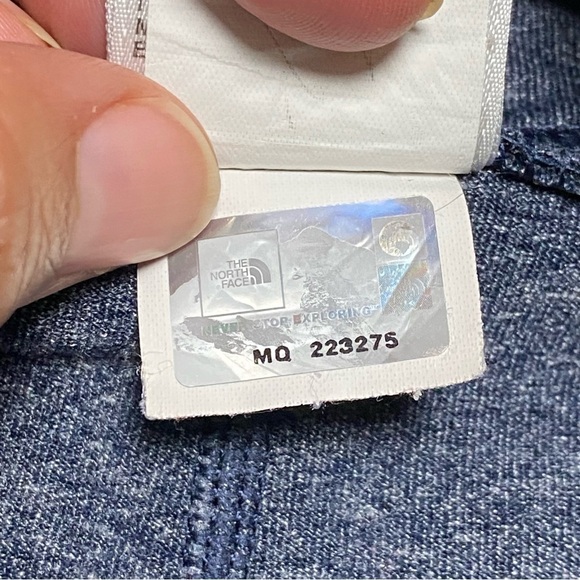 The North Face Leggings Woman’s Size Small Gray GTD Capri Active Leggings - Picture 10 of 14